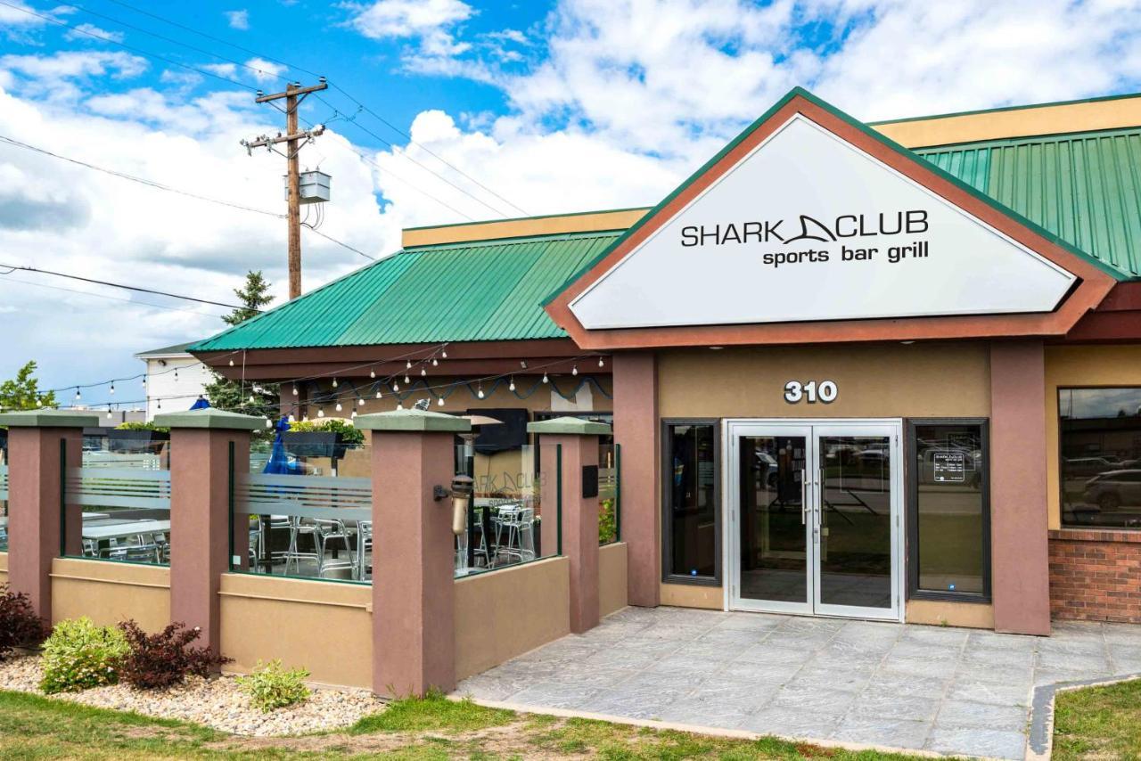 Sandman Hotel Saskatoon Exterior photo
